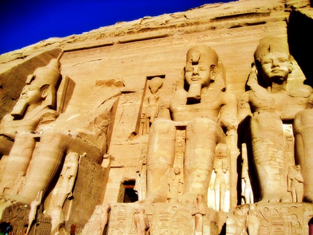 アスワンからアブシンベル