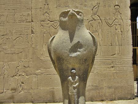 ルクソールからアスワン