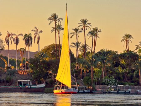 ナイル川ファルーカのり